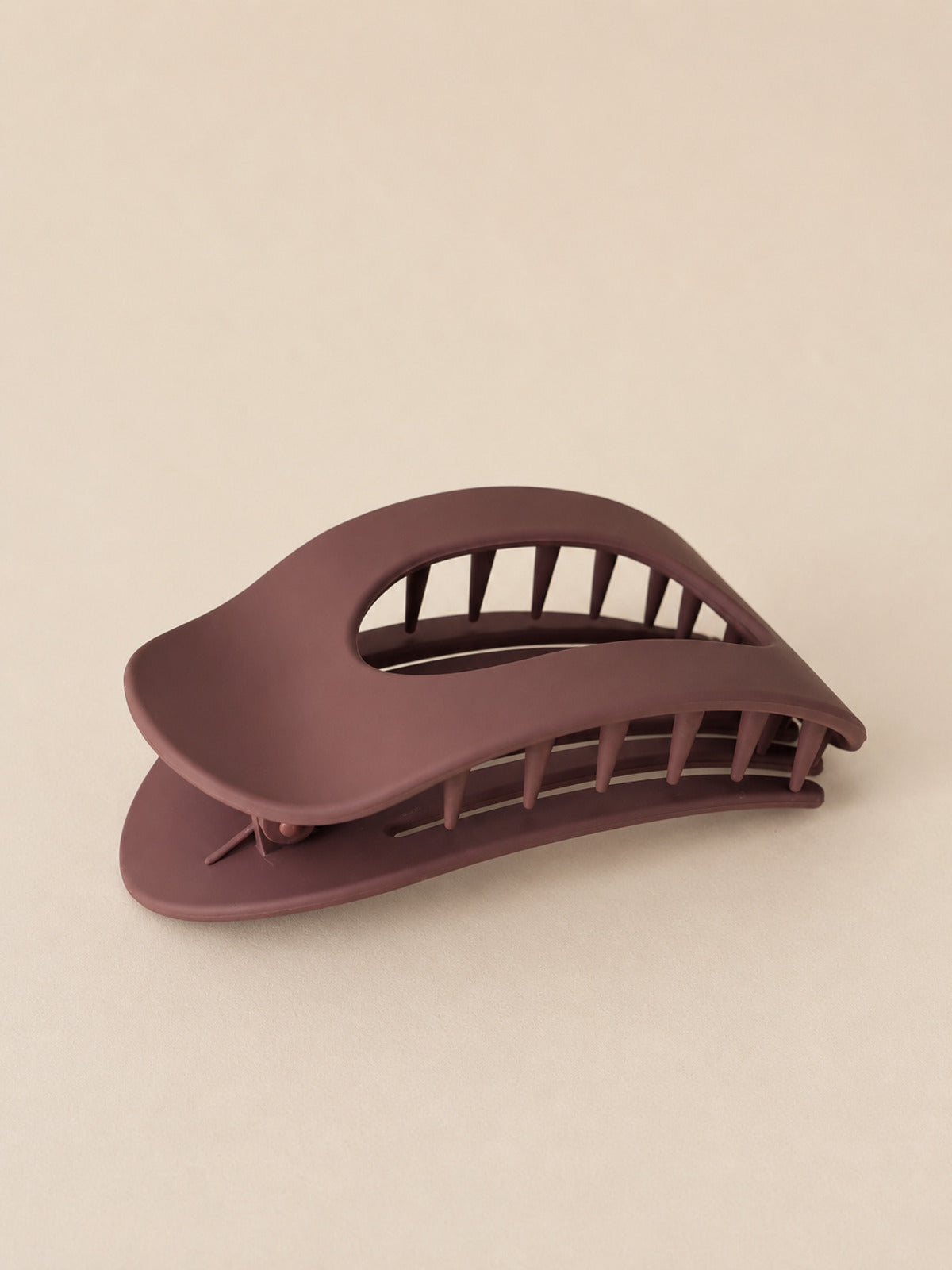 Wave Bordeaux Haarklammer von Veízu Beauty