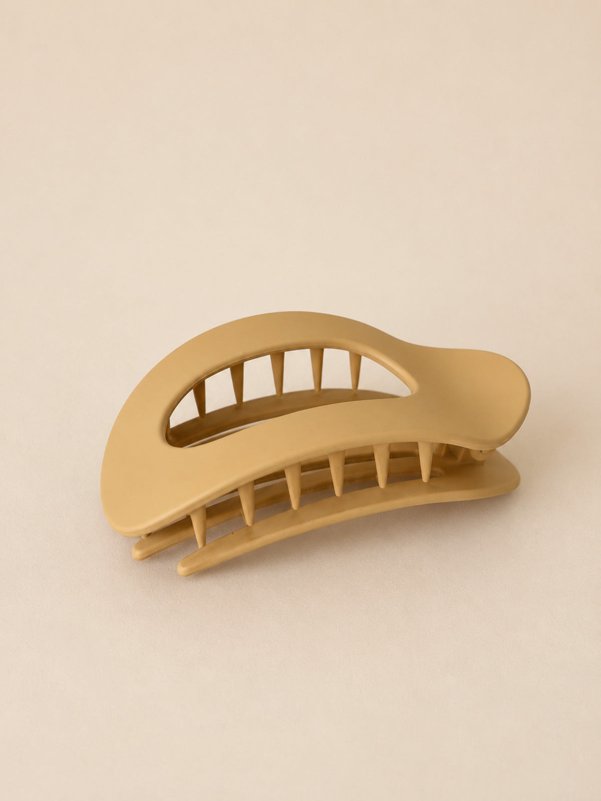 Wave Sand Haarklammer von Veízu Beauty